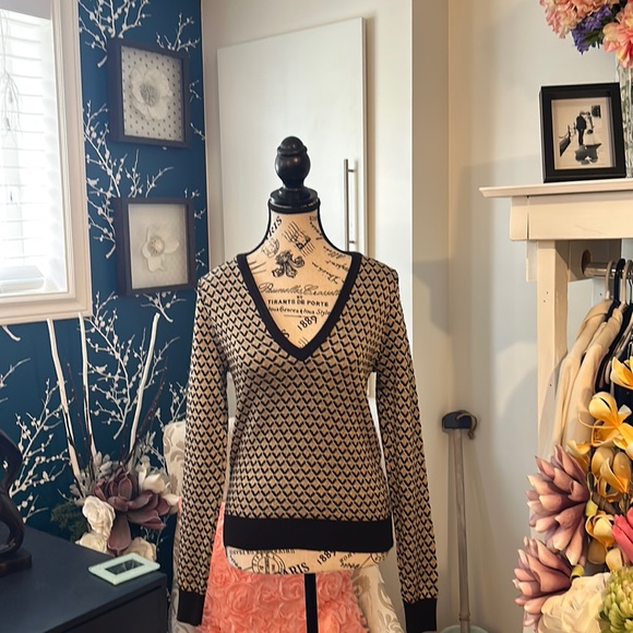 STUNNING ZARA SWEATER dark brown/tan,white with a detailed pattern size M BNWT - Picture 3 of 16